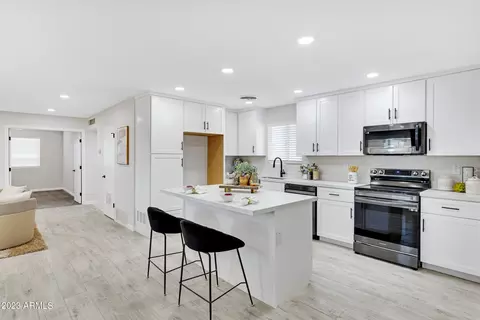 1608 W Mountain View Dr, Mesa, AZ 85201