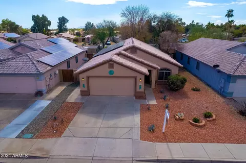 14039 W Fieldings Fry, Surprise, AZ 85374