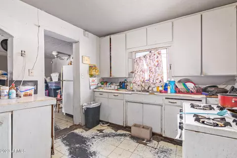 4647 S 3rd St, Phoenix, AZ 85040 photo 24
