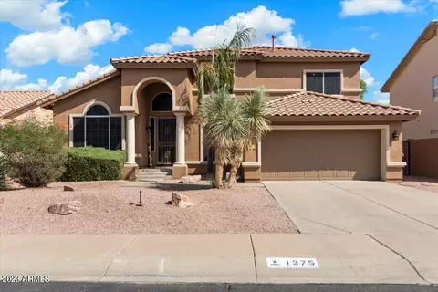 1375 S Honeysuckle Ct, Gilbert, AZ 85296