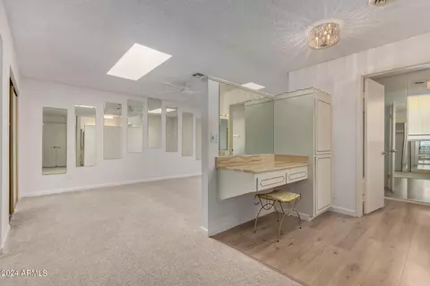 Bath - 11611 S Half Moon Dr, Phoenix, AZ 85044 photo 2 of 6