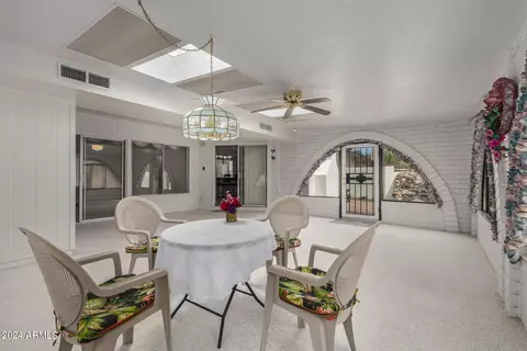 Living - 11611 S Half Moon Dr, Phoenix, AZ 85044 photo 2 of 3