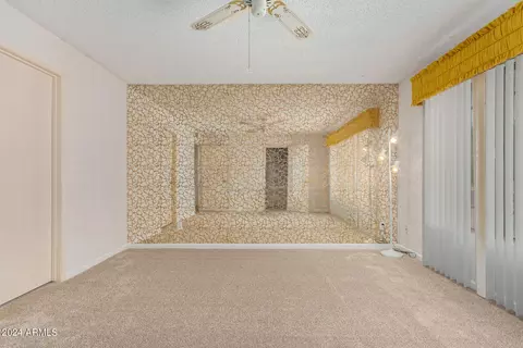 Bath - 11611 S Half Moon Dr, Phoenix, AZ 85044 photo 1 of 6