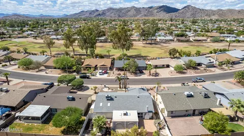 View/Area - 11611 S Half Moon Dr, Phoenix, AZ 85044 photo 4 of 21