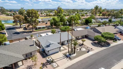 View/Area - 11611 S Half Moon Dr, Phoenix, AZ 85044 photo 1 of 21