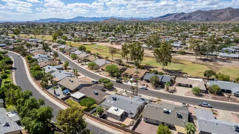 View/Area - 11611 S Half Moon Dr, Phoenix, AZ 85044 photo 8 of 21