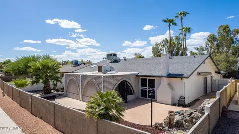 Exterior - 11611 S Half Moon Dr, Phoenix, AZ 85044 photo 18 of 33