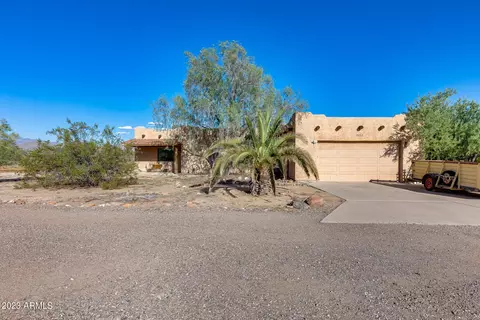 46925 N 40th Dr, New River, AZ 85087