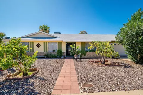 4801 W Paradise Ln, Glendale, AZ 85306