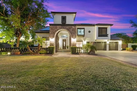 11624 E Twilight Ct, Chandler, AZ 85249