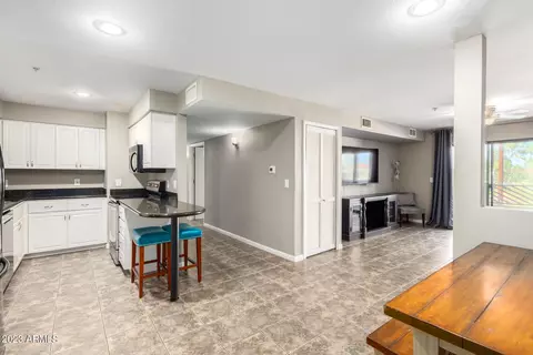 1005 E 8th St #2006, Tempe, AZ 85281 photo 5