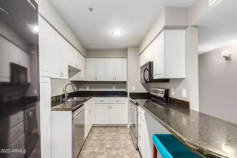 1005 E 8th St #2006, Tempe, AZ 85281 photo 7