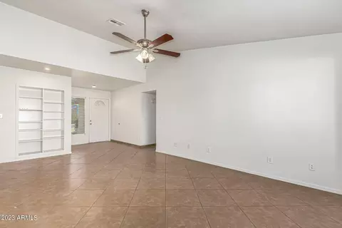 4052 E Maldonado Dr, Phoenix, AZ 85042 photo 7
