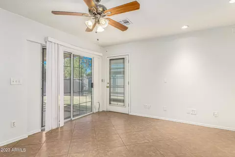 4052 E Maldonado Dr, Phoenix, AZ 85042 photo 8