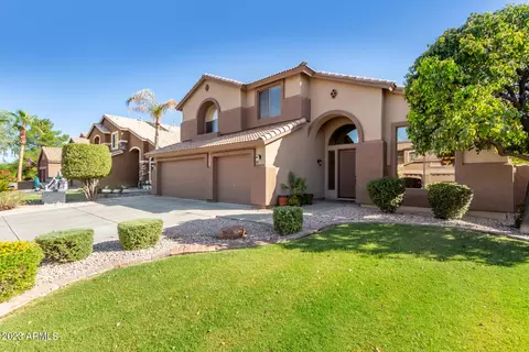 659 E Betsy Ln, Gilbert, AZ 85296