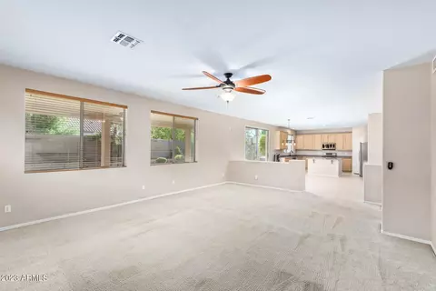 659 E Betsy Ln, Gilbert, AZ 85296 photo 9