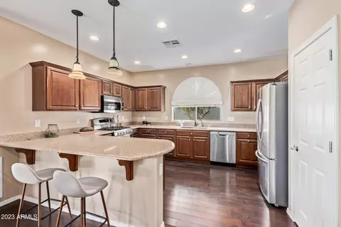4457 E Carob Dr, Gilbert, AZ 85298 photo 5