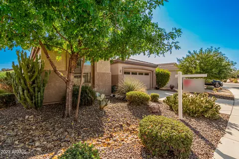 4457 E Carob Dr, Gilbert, AZ 85298 photo 2