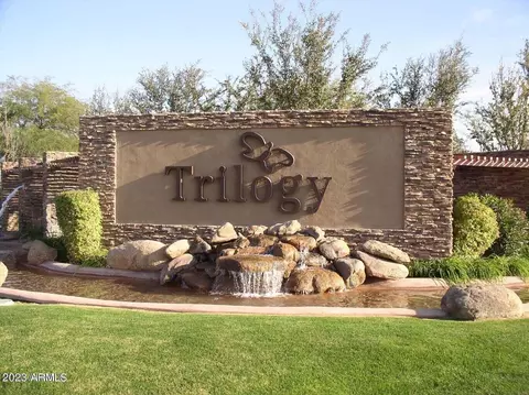4457 E Carob Dr, Gilbert, AZ 85298 photo 13
