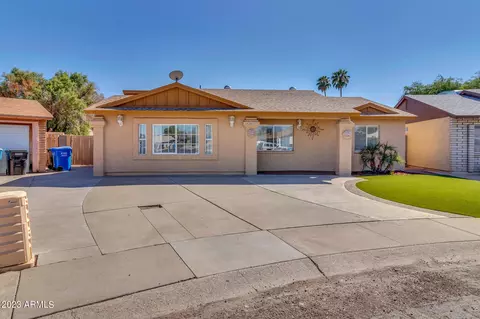 533 E Sequoia Dr, Phoenix, AZ 85024 photo 2
