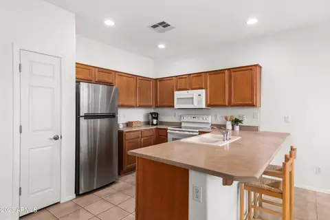 4704 E Carob Dr, Gilbert, AZ 85298 photo 18