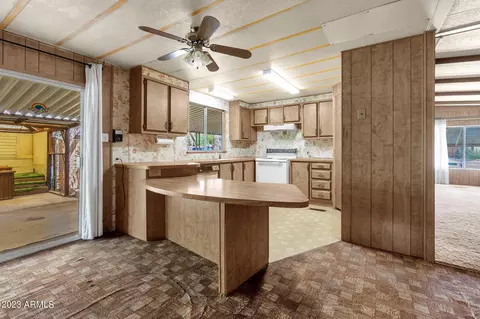 536 S 96th Pl, Mesa, AZ 85208 photo 9