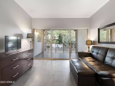 6125 E Indian School Rd #247, Scottsdale, AZ 85251