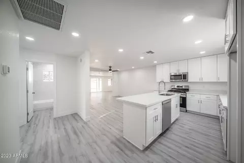 120 W Hu Esta Dr, Tempe, AZ 85282