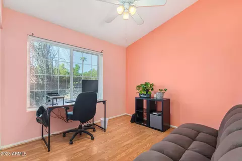 923 E Utopia Rd, Phoenix, AZ 85024 photo 16