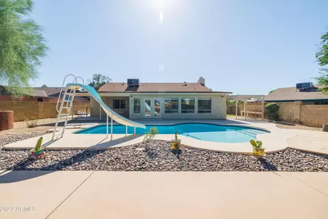 818 E Aire Libre Ave, Phoenix, AZ 85022 photo 13