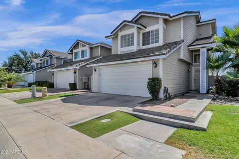 1313 W Windrift Way, Gilbert, AZ 85233
