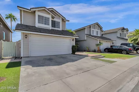 1313 W Windrift Way, Gilbert, AZ 85233 photo 3