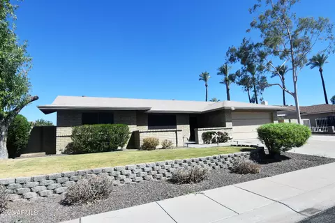 5120 W Mercer Ln, Phoenix, AZ 85002