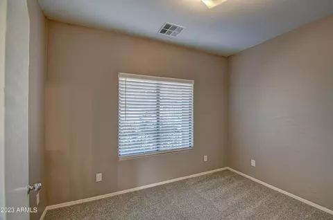 2101 E Greenlee Ave, Apache Junction, AZ 85119 photo 4