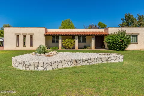 7934 W Banff Ln, Peoria, AZ 85381