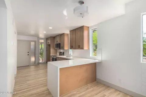 3660 E Montecito Ave #14, Phoenix, AZ 85018 photo 5