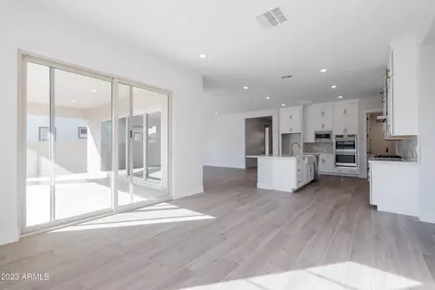 1247 E Carob Dr, Gilbert, AZ 85298 photo 9