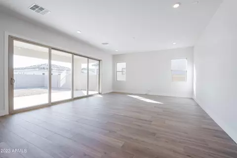 1247 E Carob Dr, Gilbert, AZ 85298 photo 6