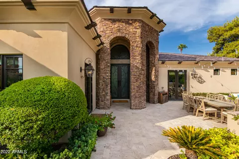 Exterior - 5324 E Mariposa St, Phoenix, AZ 85018 photo 14 of 23