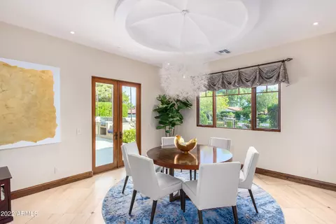 Dining - 5324 E Mariposa St, Phoenix, AZ 85018 photo 1 of 1