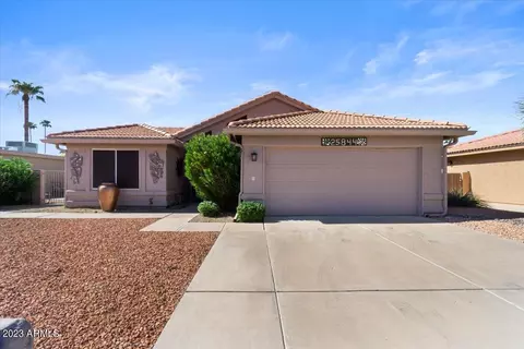 25844 S Beech Creek Dr #16, Sun Lakes, AZ 85248
