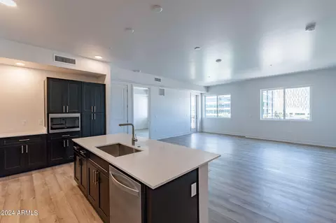 3131 N Central Ave #5012, Phoenix, AZ 85012