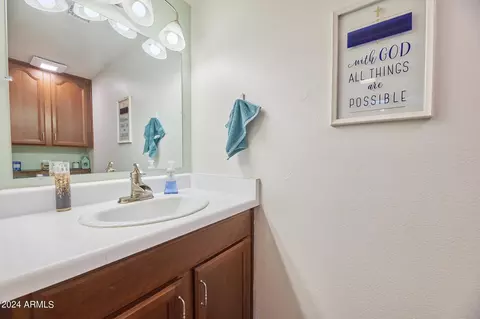 829 E Cochise Dr #B, Phoenix, AZ 85020 photo 6