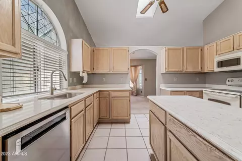 4026 E Keresan St, Phoenix, AZ 85044 photo 11