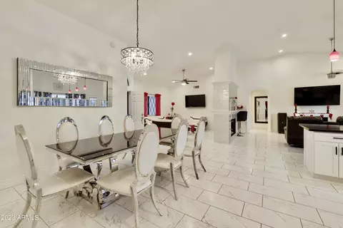 2103 E Gondola Ln, Gilbert, AZ 85234 photo 7