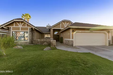 2103 E Gondola Ln, Gilbert, AZ 85234 photo 2