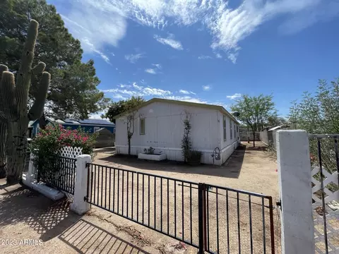 2607 E Sandra Ter, Phoenix, AZ 85032 photo 2
