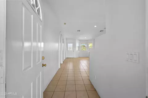 3009 E Danbury Rd, Phoenix, AZ 85032 photo 2