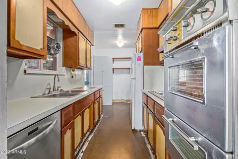 2905 E Flower St, Phoenix, AZ 85016 photo 9