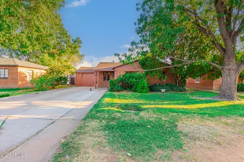 2905 E Flower St, Phoenix, AZ 85016